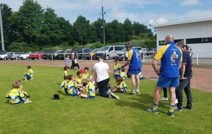 Des éducateurs et des parents à l'écoute...