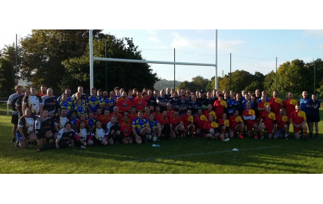 RUGBY A TOUCHER